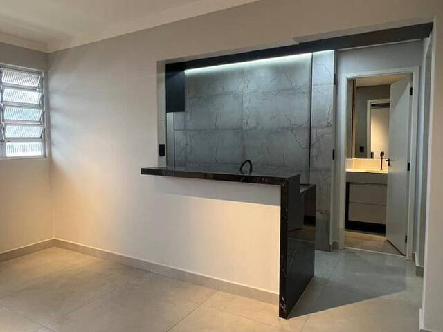 Apartamento para Venda em Santos - 4