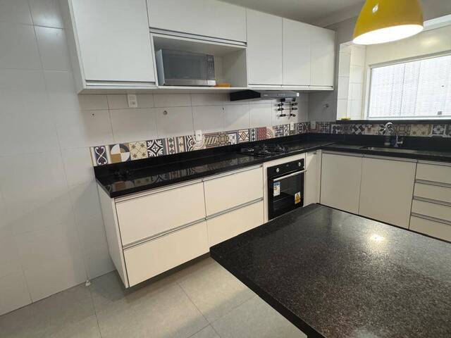 Apartamento para Venda em Santos - 4