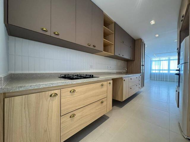 #02919P - Apartamento para Venda em Santos - SP - 2