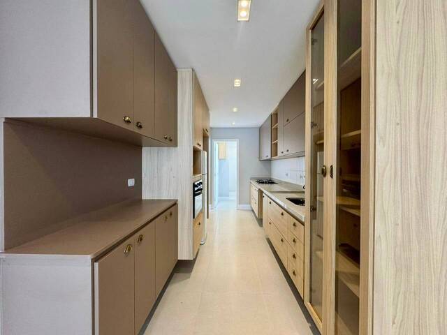 Apartamento para Venda em Santos - 4