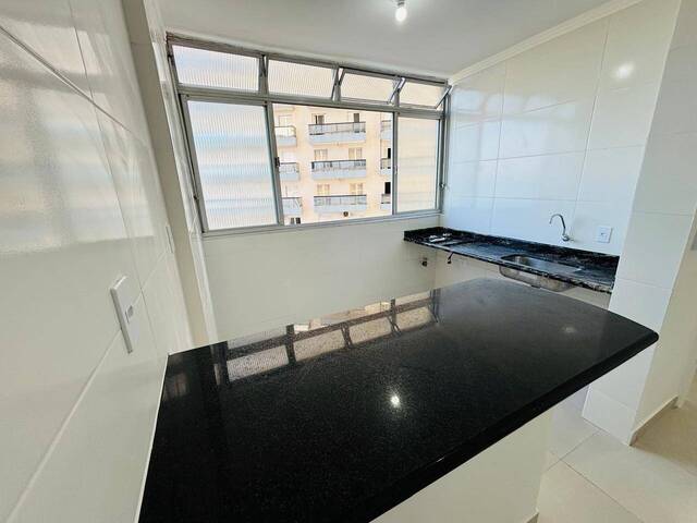 Apartamento para Venda em Santos - 4