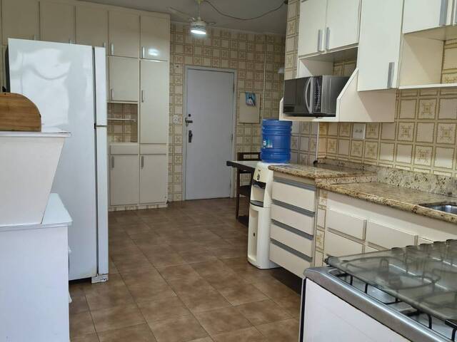 Apartamento para Venda em Santos - 2