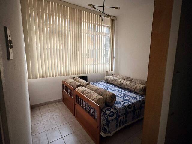 Apartamento para Venda em Santos - 4